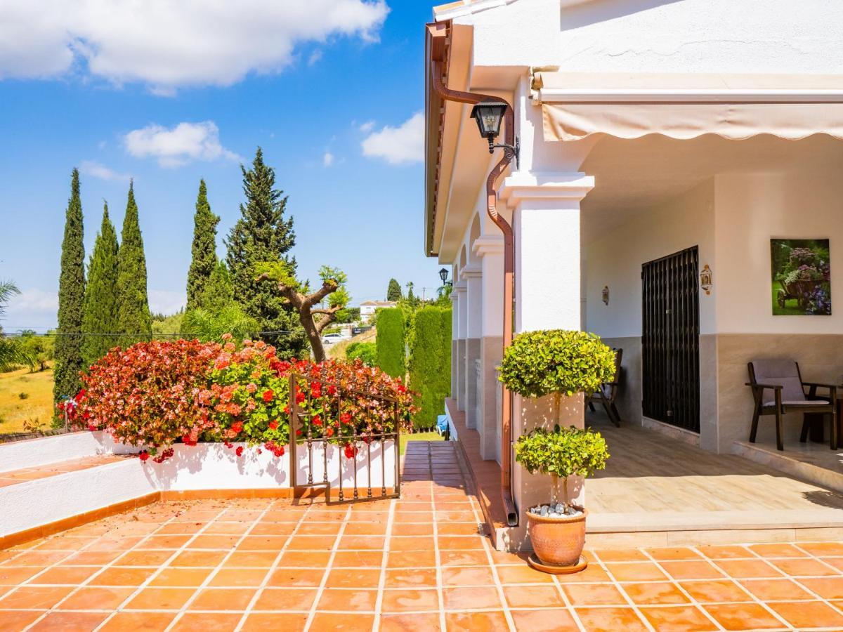 Cubo'S Villa Esmeralda Alhaurin el Grande Exterior photo