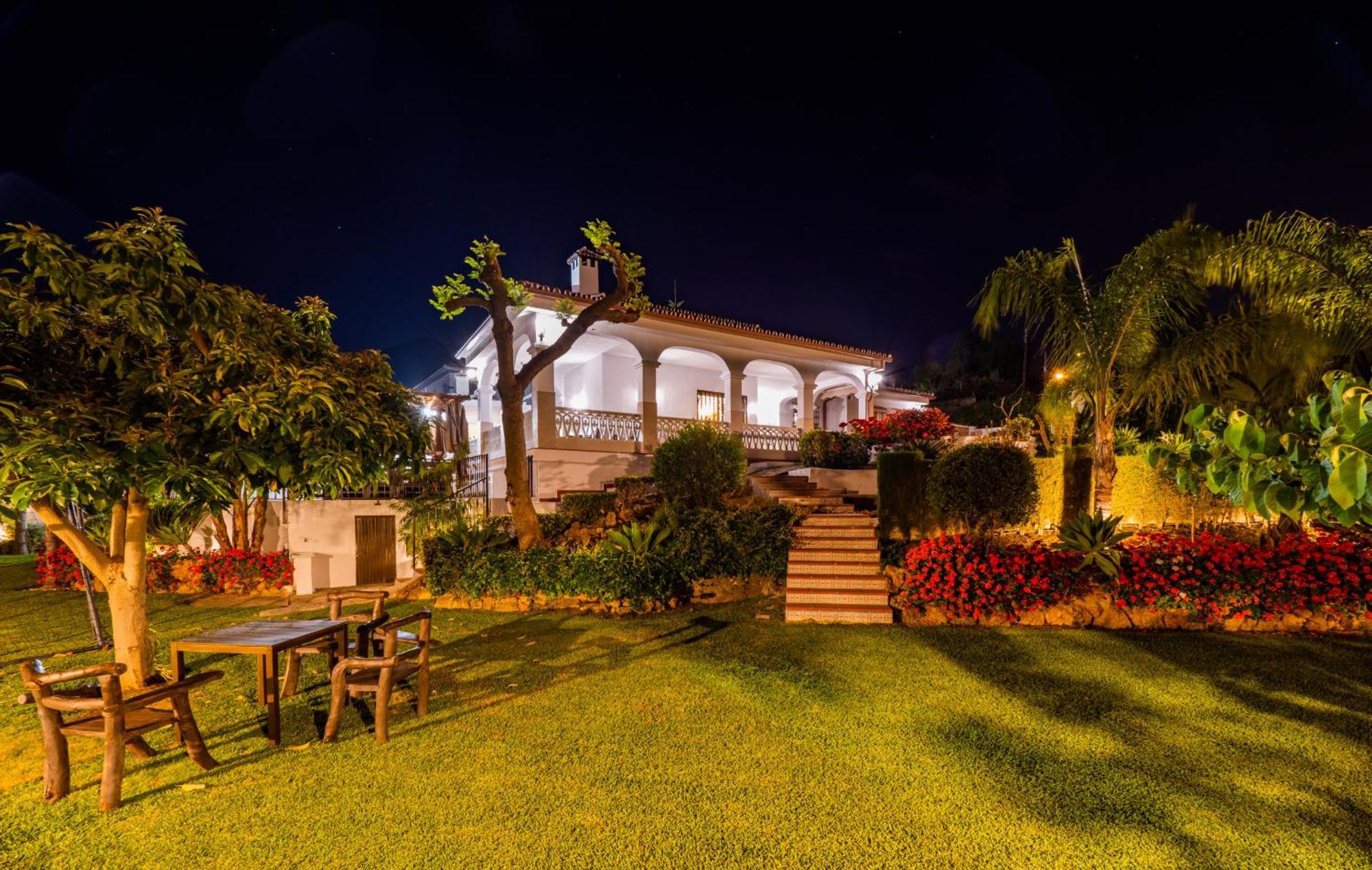 Cubo'S Villa Esmeralda Alhaurin el Grande Exterior photo